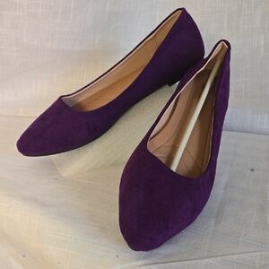 Elegant Purple Women's Flats  size 9 NWT
